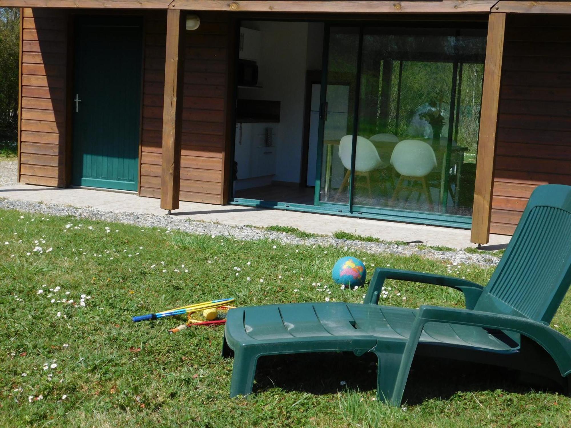 Village De Gites Nature Et Jardin Bouere Exterior photo